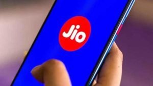 Jio के इस प्लान ने किया Airtel का सिरदर्द! मात्र इतने से रूपये में दे रहा 2GB डेटा के साथ फ्री ऐप सब्सक्रिप्शन 3 WhatsApp Image 2024 02 19 at 2.01.17 PM1