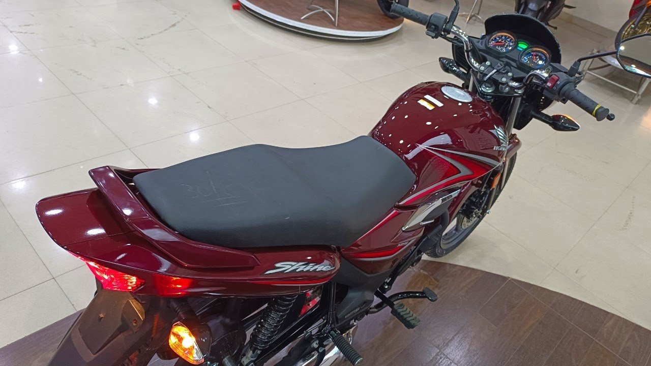 Honda Shine 125 को ख़रीदे अब 22 हजार में, ये सुनहरा मौका न छोड़े इस चमचमाती बाइक के लिए 3 maxresdefault 2024 02 18T160900.186