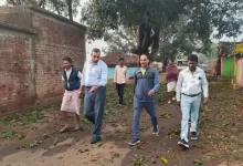 बेमौसम बारिश से फसलें तबाह : कलेक्टर ने राजस्व अधिकारियों के साथ किया दौरा 14 79ff9520 48dd 44e6 a167 e4af314a963d 1710829754255