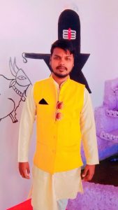 मृतक का जीवित अवस्था का चित्र 