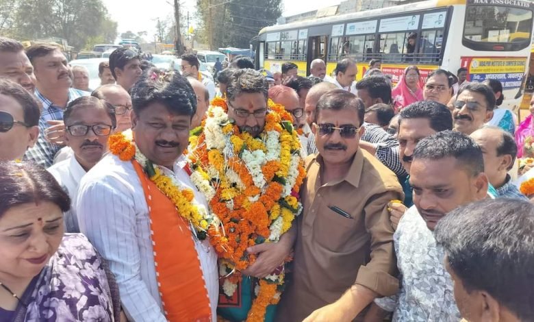 भाजपा लोकसभा प्रत्याशी आशीष दुबे का पनागर नगर में जगह - जगह किया गया स्वागत .. 1 IMG 20240312 WA0128