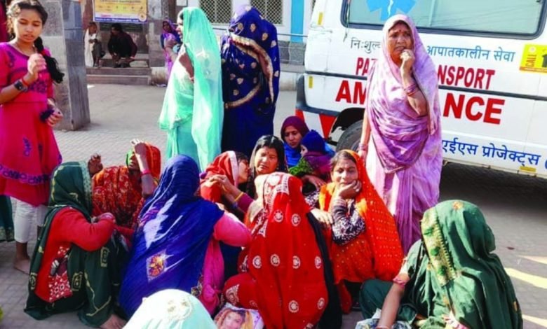 हाइवा ने बाइक सवार युवकों को कुचला, दोनों की मौत: बरही के खन्ना गांव में देर रात सडक़ हादसा 1 Screenshot 2024 03 09 13 18 34 831 com.whatsapp