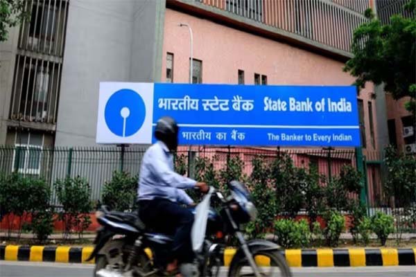 11 दिनों में बिक गए थे 3300 से अधिक चुनावी बॉन्ड, हलफनामा दायर कर SBI ने SC को दी जानकारी 1 Untitled 17 copy 1