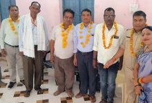 मतदान दलों का फूल माला से किया गया स्वागत 11 ljhhhhhhhhh