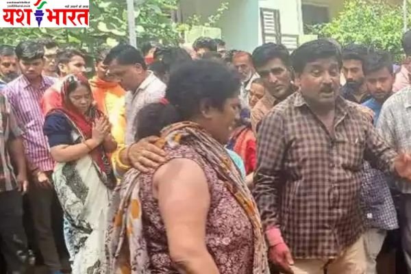 भोपाल में एक साथ निकली छह शवयात्रा तो मची चीख पुकार, अंतिम विदाई देखकर नम हो गईं आंखें 1 Add a heading 26 1