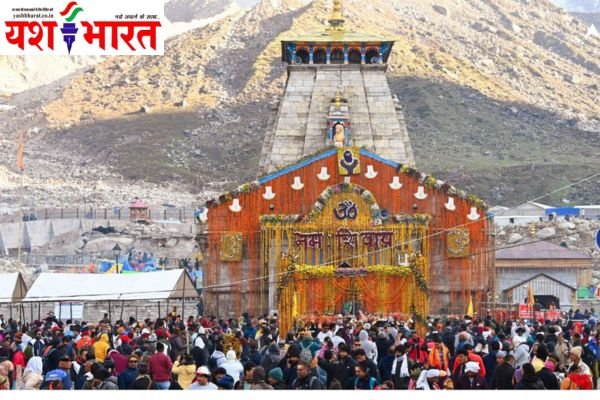 चार धाम के यात्रियों को झटका, अब यहां रील्स या वीडियो नहीं बना पाएंगे, लगा बैन 1 Add a heading 68