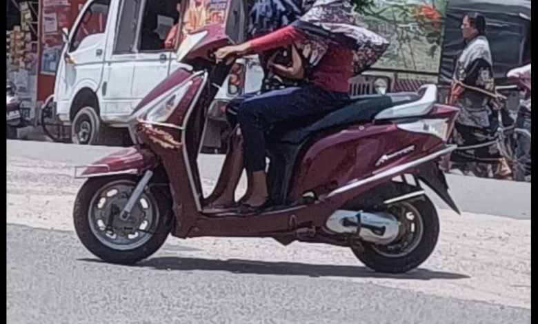 सिवनी में तेज गर्मी से लोग हलकान : हीट वेव का बढ़ा खतरा 39.4 डिग्री पहुंचा पारा,डॉ दे रहे बचाव की सलाह 1 Screenshot 2024 05 04 18 13 22 196 com.whatsapp