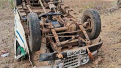 बीजाडांडी में बेलगाम वाहन पलटा, एक दर्जन से अधिक यात्री हुए घायल 7 Screenshot 2024 05 06 11 28 29 878 com.whatsapp