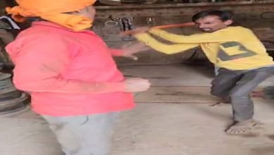 गोसलपुर में ड्राइवर को दी गई तालिबानी सजा° पाइप से बुरी तरह पीटा , 6 addfgggggggggggggggggg 1