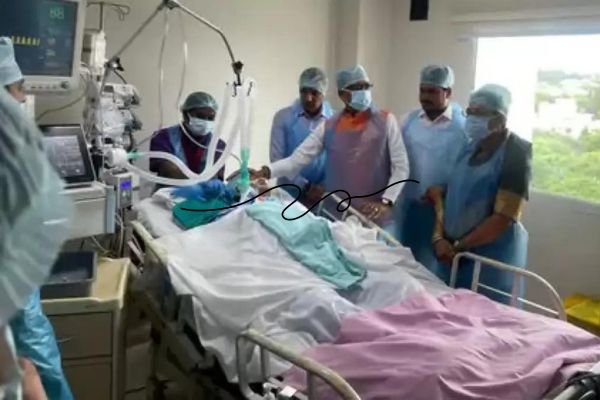 भाजपा नेता प्रभात झा की तबीयत बिगड़ी: CM मोहन यादव, केंद्रीय मंत्री शिवराज सिंह ने अस्पताल पहुंचकर जाना हाल 1 Add a heading 28
