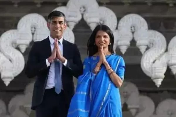 UK Election: ब्रिटेन आम चुनावों में लेबर पार्टी को बढ़त, पीएम कैंडिडेट स्टार्मर जीते; भारतवंशी सुनक की कंजर्वेटिव पार्टी को सिर्फ 30 सीटें मिलीं 1 Add a heading 16