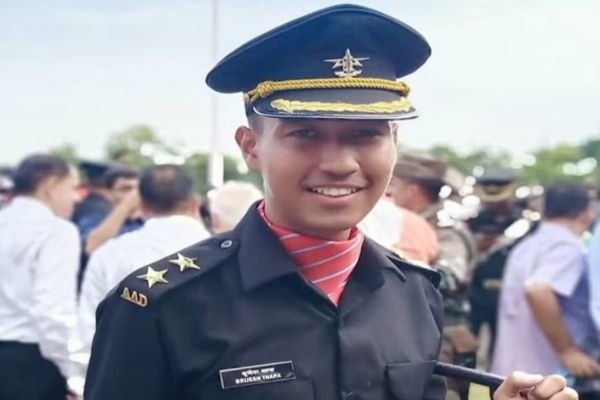 काली रात और धुंध के बीच आतंकियों का किया सामना, वीरगति को प्राप्त हुए कैप्टन बृजेश व तीन जवान 1 Add a heading 26