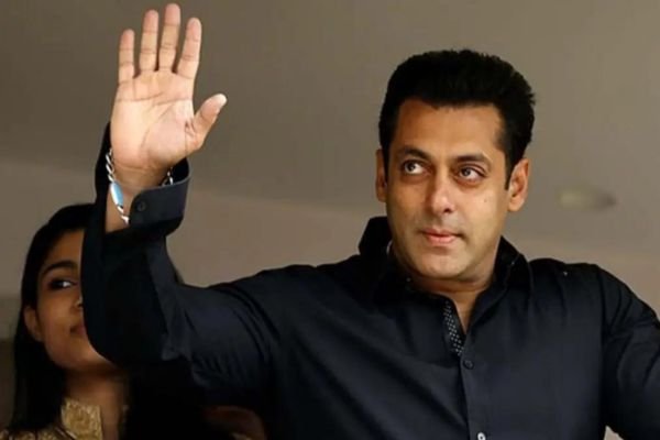 Salman Khan Shooting Case: सलमान खान शूटिंग केस में एक और बड़ा खुलासा- हत्या के लिए मंगाए गए थे पाकिस्तानी हथियार, 5 के खिलाफ चार्जशीट 1 Add a heading 63