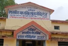 Suddenly the balcony fell down,.अचानक भरभराकर गिरा छज्जा, बच्चे कर रहे थे आज क्लास रूम में पढ़ाई 10 Untitled 4 copy 1