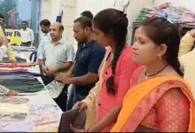 यूनिफॉर्म मेले में मिल रहीं रियायती दामों पर ड्रेस. Dresses available at discounted prices in uniform fair 11 Untitled 8 copy 6