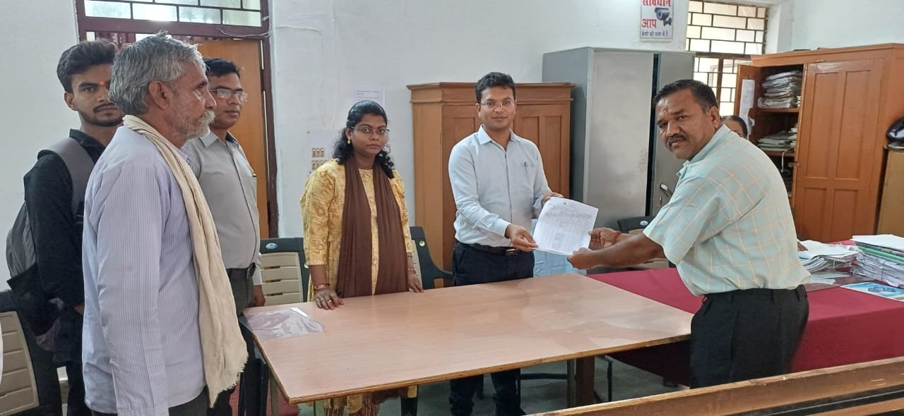 cases in tehsils from today: 4 हजार विवादित नामांतरण प्रकरणों के लिए तहसीलों में आज से शिविरः खसरा-नक्शा की तत्काल मिलेगी प्रति 3 नामांतरण प्रकरणों के लिए तहसीलों में आज से शिविरः