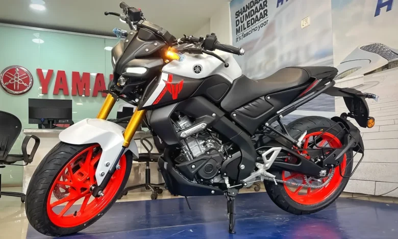स्पोर्टी लुक के साथ आई Yamaha MT 15 बाईक जिसमे दमदार इंजन के साथ फीचर्स भी, जाने डिटेल 1 Yamaha MT 15 4 jpg