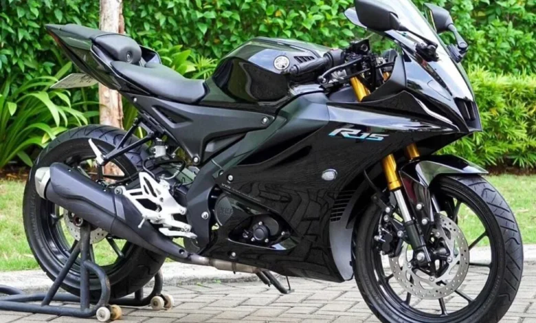 Yamaha R15 V4 बाईक जिसमे आपको दमदार इंजन के साथ फीचर्स भी, जाने कीमत 1 Yamaha R15 V4 1024x665.jpeg