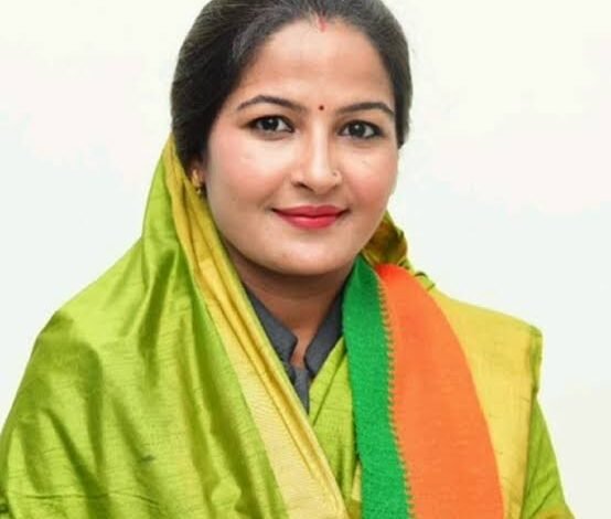 राज्यमंत्री श्रीमती प्रतिमा बागरी आज कटनी के अल्प प्रवास पर 1 images 50 1