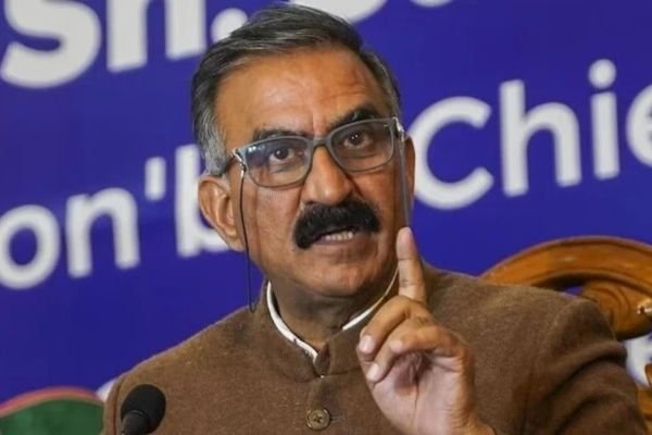 सीएम सुक्खू को फिर मिली जान से मारने की धमकी, जानें इस बार किस विधायक को आई कॉल 1 एयर इंडिया का विमान हादसे का शिकार होते होते बचा 1