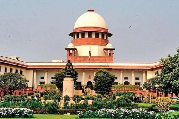 जबलपुर निजी स्कूल संचालकों को सुुप्रीम कोर्ट से मिली जमानत 1 एयर इंडिया का विमान हादसे का शिकार होते होते बचा 20 1