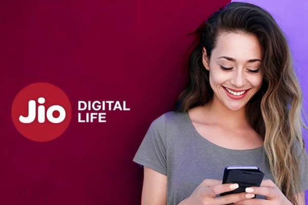 नहीं मिलता 5G का मजा? सबसे ज्यादा डाटा वाले टॉप-3 प्लान, Netflix भी FREE 1 एयर इंडिया का विमान हादसे का शिकार होते होते बचा 28
