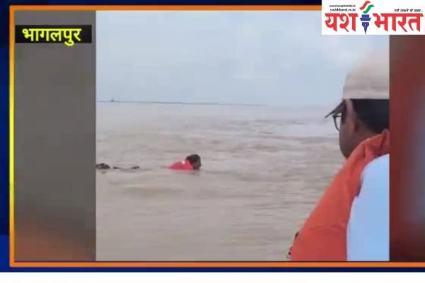 तेज धार में बह गए जल संसाधन चीफ इंजीनियर.... देखे... वीडियो 1 एयर इंडिया का विमान हादसे का शिकार होते होते बचा 32 2