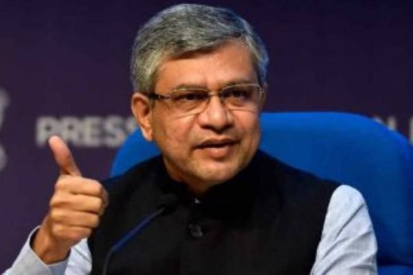 देश में बनेंगे 12 औद्योगिक स्मार्ट शहर, 10 लाख लोगों को मिलेगा रोजगार; मोदी सरकार का फैसला 1 एयर इंडिया का विमान हादसे का शिकार होते होते बचा 78