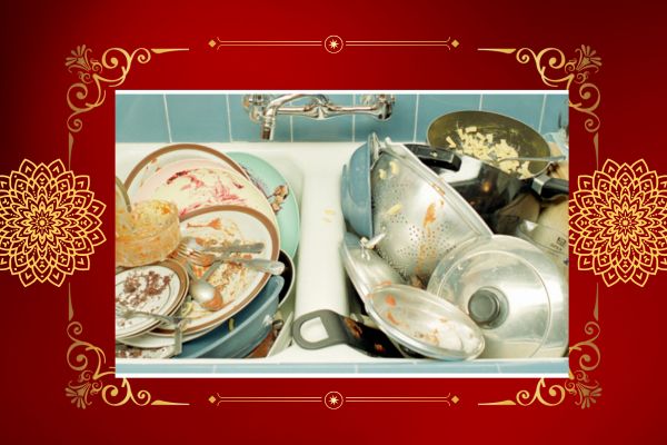 किचन में खाना बनाकर खाया, बर्तन भी धो गए चोर, गाजियाबाद में रिटायर्ड टीचर के घर से 40 लाख की जूलरी-कैश की चोरी 1 Add a heading 27 1