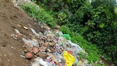 स्वच्छता पखवाड़ा को दिखा रहे ज़िम्मेदार अधिकारी ठेंगा : कचरे के ढेेरों से सज रहा शहर 9 Screenshot 2024 09 18 14 31 37 779 com.whatsapp