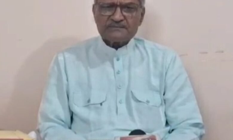 भाजपा सदस्यता अभियान के बीच सांसद का नया आरोप : रीवा सांसद बोले-सिद्धार्थ के परिवार का खाता खुल गयाः मैं अपने बयान पर कायम, चाहे मुझे जिंदा जला दें; मैं चिल्लाऊंगा नहीं, रिपोर्ट नहीं करूंगा 1 Screenshot 2024 09 27 13 01 20 376 com.miui .gallery