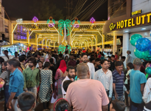 गणेश चौक पर भीड़ ने तोड़े रिकार्ड, आज भी उमड़ेगा जनसैलाब, कल अनंत चतुर्दशी के शुभ मुहूर्त पर होगी गणपति बप्पा की विदाई 2 Screenshot 20240916 134100 Photos2