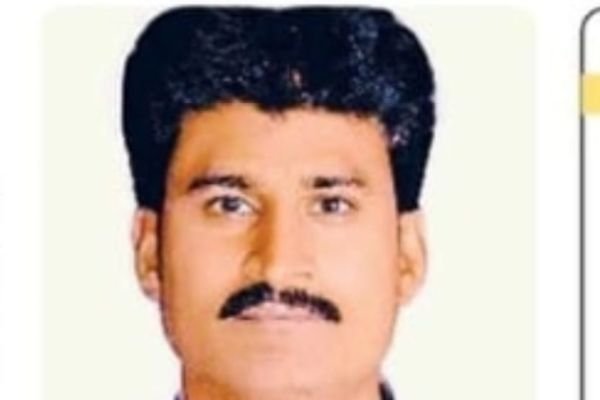 राज्यपाल पुरस्कार पाने नामांकित शिक्षक संजय रजक: शिक्षा का उजियारा लाने सुविधाविहीन गांव में बनाया बसेरा 1 एयर इंडिया का विमान हादसे का शिकार होते होते बचा 2024 09 05T141238.737