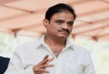 गांव में न चूल्हे जले न आंसू रुके 80