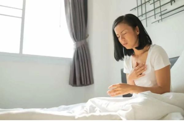 सुबह उल्टी जैसा महसूस होना खतरनाक क्यों? 3 बीमारियों के हो सकते हैं शुरुआती संकेत 1 गांव में न चूल्हे जले न आंसू रुके 97