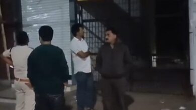 MLB स्कूल की दो नाबालिग छात्राएं गायब : क्षेत्र में हड़कंप , पुलिस खंगाल रही सीसीटीवी फुटेज 9 Screenshot 2024 10 26 10 30 57 412 com.whatsapp