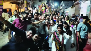 न डीजे और न बैंड, ढोल-ढमाकों की धुन पर उत्साह बिखेरते किया दुर्गा प्रतिमा का विसर्जन, निरंकारी कॉलोनी दुर्गा उत्सव समिति की अनुकरणीय पहल 2 Screenshot 20241014 134510 WhatsApp2
