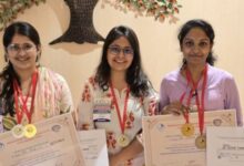 इजरायल की बमबारी से 44