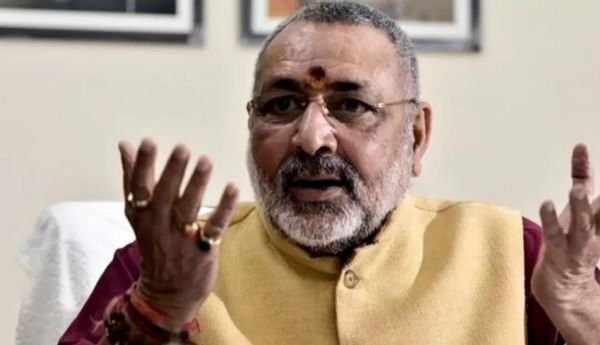 केंद्रीय मंत्री को जान से मारने की धमकी: गिरिराज सिंह को 'अमजद 1531' से फोन आने के बाद हड़कंप 1 इजरायल की बमबारी से 54
