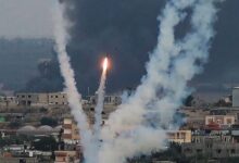 इजरायल की बमबारी से 60