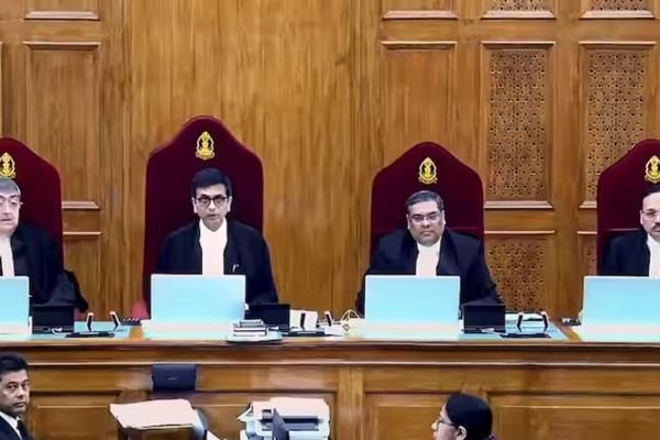 जस्टिव संजीव खन्ना कौन, जो होंगे देश के नए चीफ जस्टिस 1 गांव में न चूल्हे जले न आंसू रुके 16 1