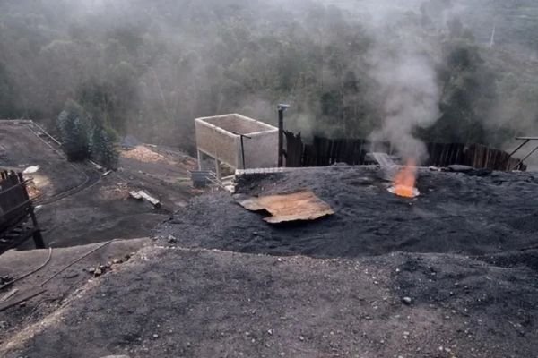 खदान में विस्फोट से 7 की मौत, पश्चिम बंगाल के बीरभूम में Coal Mine में अचानक धमाके से मची अफरा तफरी 1 गांव में न चूल्हे जले न आंसू रुके 33