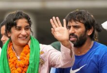 गांव में न चूल्हे जले न आंसू रुके 39