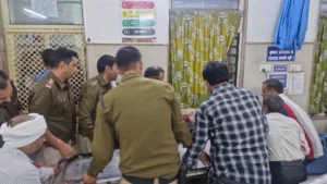 बांदकपुर चौकी प्रभारी का ट्रेन से हाथ कटा, कॉन्स्टेबल गंभीर, जबलपुर के मेट्रो अस्पताल में चल रहा है इलाज 3 10 11 2024 naidunia damoh hayrt