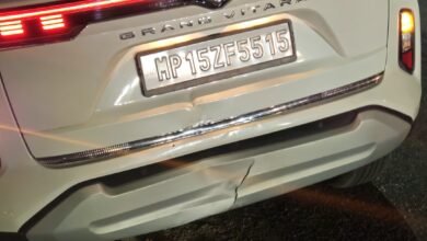 लापरवाही से ड्राइविंग कर रहे तेज रफ्तार कार चालक ने दो पहिया वाहन में टक्कर मारी : हादसा टला 9 Screenshot 2024 11 04 09 36 18 796 com.whatsapp