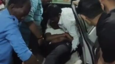 अनियंत्रित होकर बाइक फिसली, तीन युवक घायल : 2 मेडिकल कॉलेज जबलपुर रेफर 7 Screenshot 2024 11 06 10 10 34 889 com.whatsapp