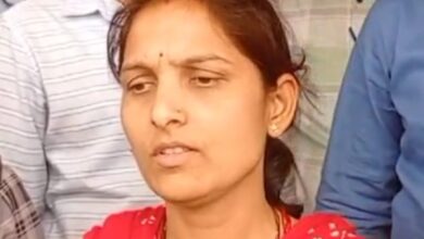 लोकायुक्त की बड़ी कार्रवाई : 15 हजार रुपये की रिश्वत लेते पटवारी को रंगे हाथों किया गिरफ्तार 6 Screenshot 2024 11 08 17 22 42 562 com.miui .gallery