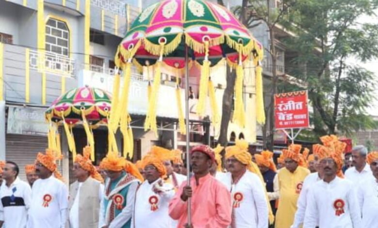 सहस्त्रबाहु चौक से अब जाना जाएगा यह चौराहा : भव्य और दिव्यता के साथ मनाया भगवान सहस्त्रबाहु जन्मोत्सव 1 Screenshot 2024 11 11 22 47 28 084 com.whatsapp