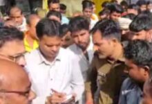 महिला को बस ने कुचला : उसी बस में कर रही थी सफर, परिजनों ने किया चक्का जाम, मच गया हड़कंप 11 Screenshot 2024 11 13 20 42 52 217 com.miui .gallery