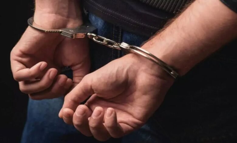 जंगल में मंगल ,7 जुआड़ी गिरफ्तार : 1,77230 रुपये की सामग्री जप्त,जुअफड़ संचालक फरार 1 कुछ नशा तिरंगे की आन का है कुछ नशा मातृभूमि की शान का है 4